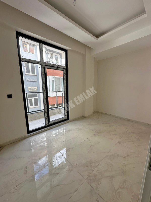 AFYON ÜÇOK EMLAKTAN ALİ İHSAN PAŞA MAH SATILIK 3+1 ARAKAT SIFIR LÜX DAİRE