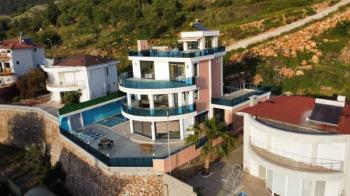 ANTALYA ALANYA KESTEL MÜSTAKİL VİLLA FULL EŞYALI 6+2 SATILIK VİLLA