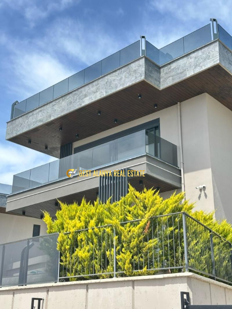 YAĞMUR VİLLA EŞYASIZ 4+1 SATILIK ANTALYA ALANYA KARGICAK