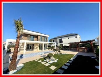 Didim'in En Uygun 500 M2 Arsa İçerisinde Satılık Villası