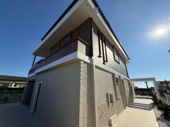 Didim'in En Uygun 500 M2 Arsa İçerisinde Satılık Villası