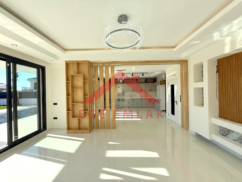 Didim'in En Uygun 500 M2 Arsa İçerisinde Satılık Villası
