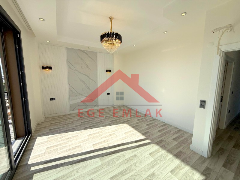 Didim'in En Uygun 500 M2 Arsa İçerisinde Satılık Villası