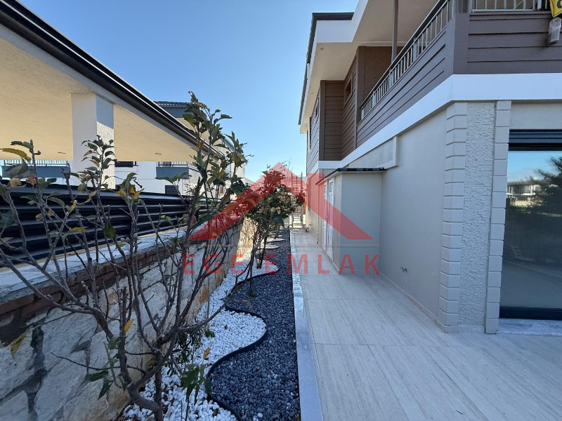 Didim'in En Uygun 500 M2 Arsa İçerisinde Satılık Villası