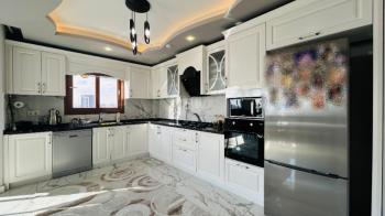 Elmas’tan 50.Yıl’da Tek Bloklu Site İçi Cepheleri Açık Ferah 4+1