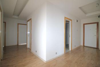 Elmas’tan Merkez’de Cepheleri Açık Ferah Geniş Metraj 4+1