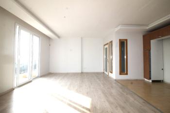 Elmas’tan Merkez’de Cepheleri Açık Ferah Geniş Metraj 4+1