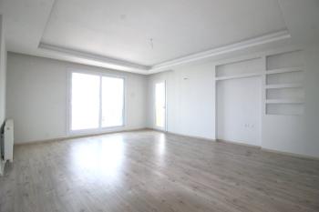 Elmas’tan Merkez’de Cepheleri Açık Ferah Geniş Metraj 4+1