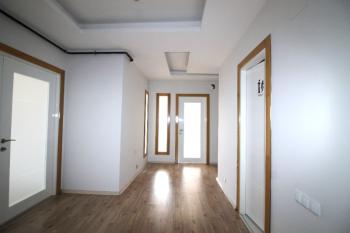 Elmas’tan Merkez’de Cepheleri Açık Ferah Geniş Metraj 4+1