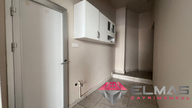 Elmas'tan Aydınlıkevler Mah'de Merkezi Konumda Kiralık Dükkan