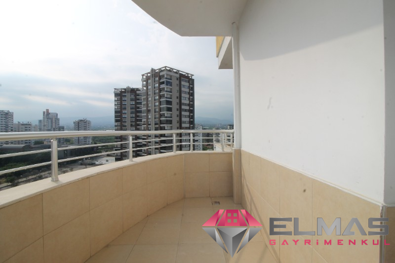 Elmas’tan Merkez’de Cepheleri Açık Ferah Geniş Metraj 4+1