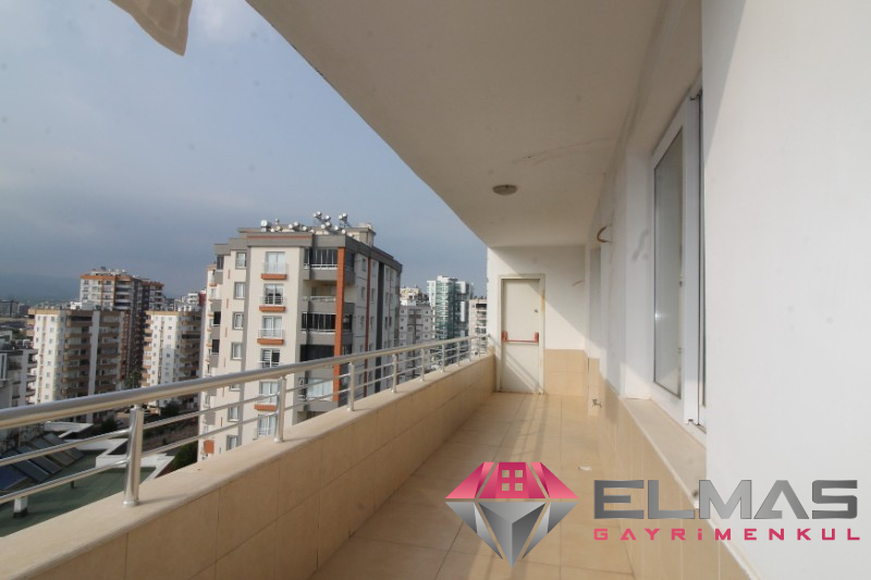 Elmas’tan Merkez’de Cepheleri Açık Ferah Geniş Metraj 4+1