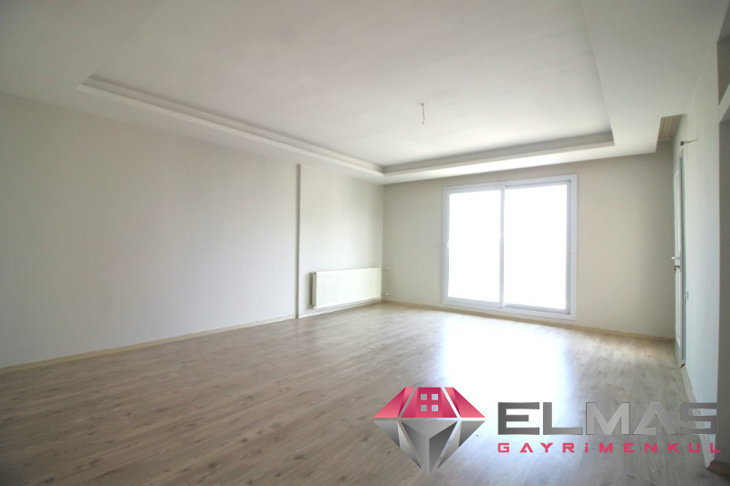 Elmas’tan Merkez’de Cepheleri Açık Ferah Geniş Metraj 4+1