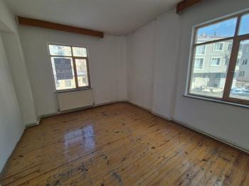 GÜVENAY - ÇORUM ULUKAVAK MAH. ADLİYE ARKASI 3+1 KİRALIK DAİRE 