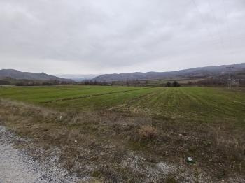 GÜVENAY - ÇORUM CEMİLBEY YOLU ÜZERİNDE SATILIK TARLA