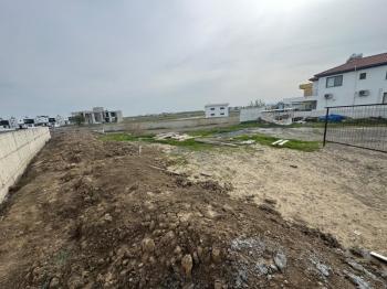 GÖNYELİ YENİKENT'DE TÜRK MALI  SATILIK ARSA