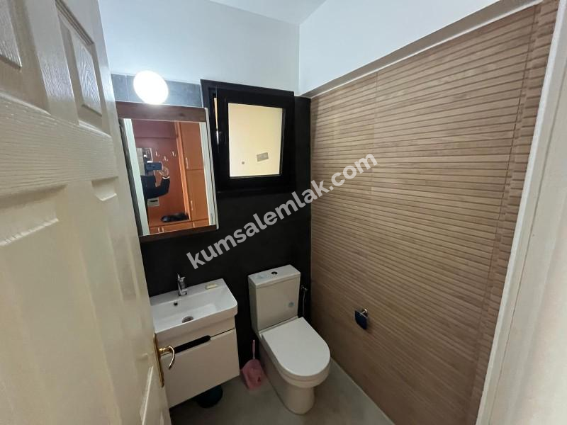 GİRNE MERKEZDE KİRALIK 3 + 1 EŞYALI DAİRE