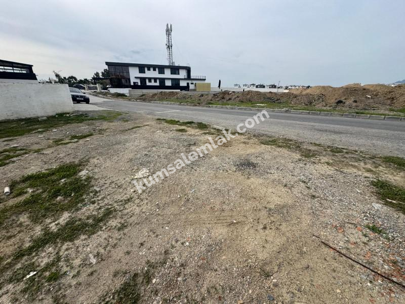 GÖNYELİ YENİKENT'DE TÜRK MALI  SATILIK ARSA