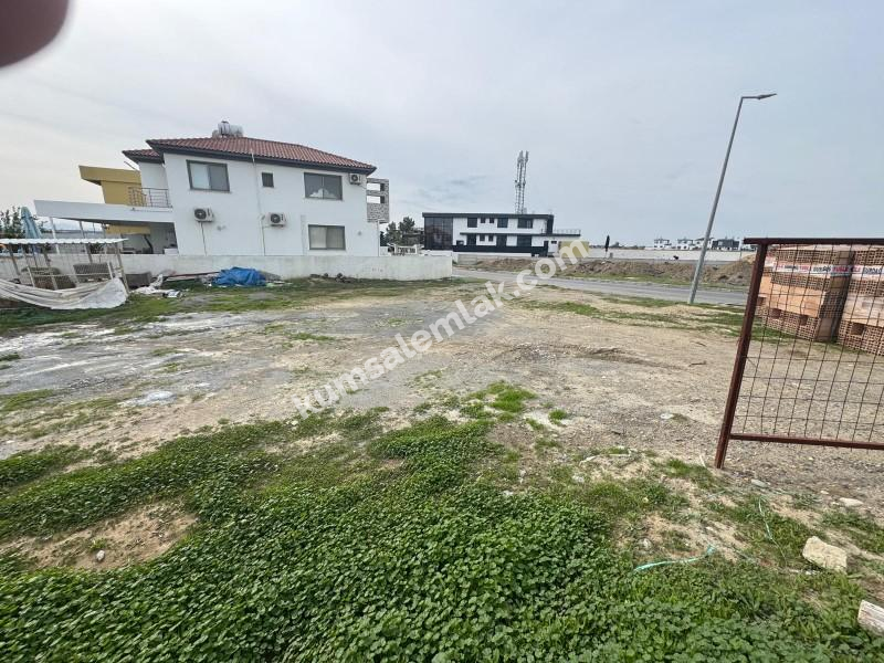 GÖNYELİ YENİKENT'DE TÜRK MALI  SATILIK ARSA