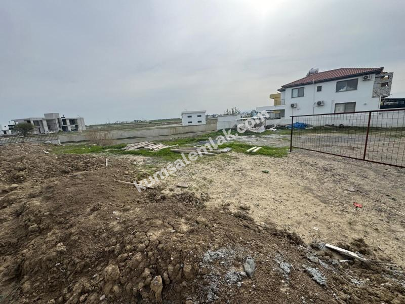 GÖNYELİ YENİKENT'DE TÜRK MALI  SATILIK ARSA