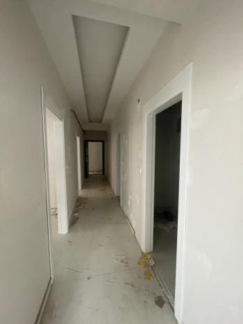 AFYON ÜÇOK EMLAKTAN ALİ İHSAN PAŞA MAH SATILIK ASANSÖRLÜ SIFIR LÜX 3+1 DAİRE