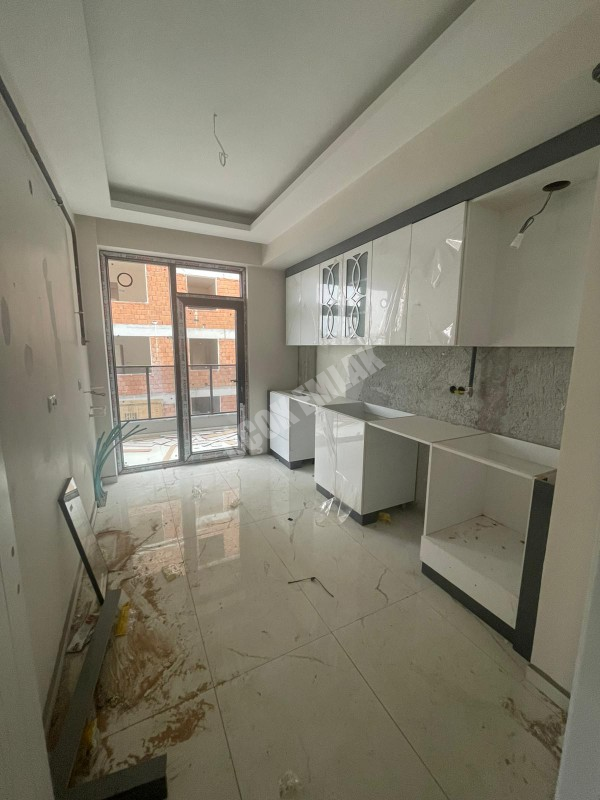 AFYON ÜÇOK EMLAKTAN ALİ İHSAN PAŞA MAH SATILIK ASANSÖRLÜ SIFIR LÜX 3+1 DAİRE