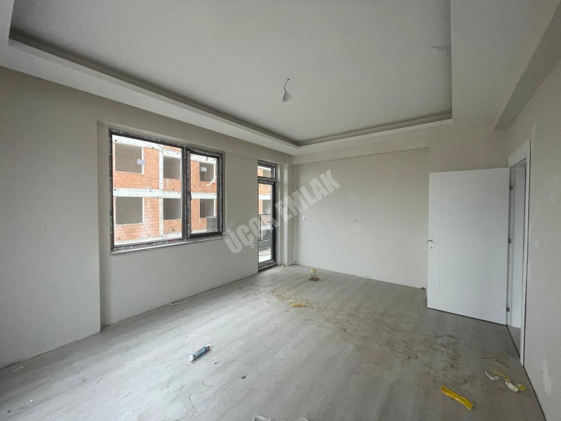 AFYON ÜÇOK EMLAKTAN ALİ İHSAN PAŞA MAH SATILIK ASANSÖRLÜ SIFIR LÜX 3+1 DAİRE