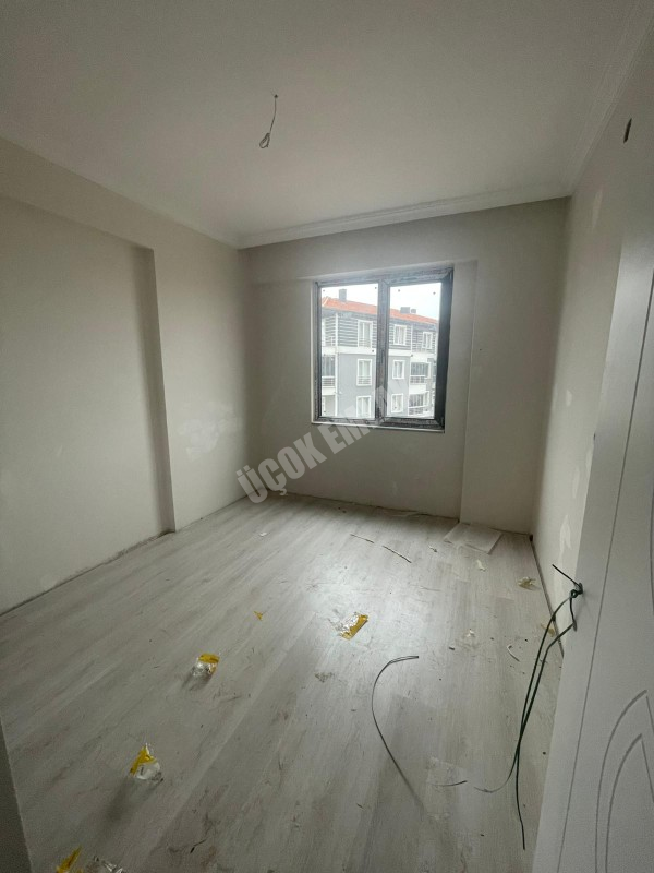 AFYON ÜÇOK EMLAKTAN ALİ İHSAN PAŞA MAH SATILIK ASANSÖRLÜ SIFIR LÜX 3+1 DAİRE