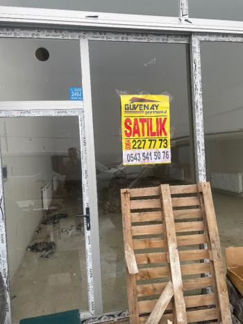 GÜVENAY - ÇORUM MİMARSİNAN MAH. GALERİCİLER SİTESİ 100 M2 SATILIK DÜKKAN