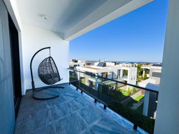  Kıbırs Girne Ozanköy’de 4+1 Türk Tapulu Havuzlu ve Peyzajlı lüx villa 