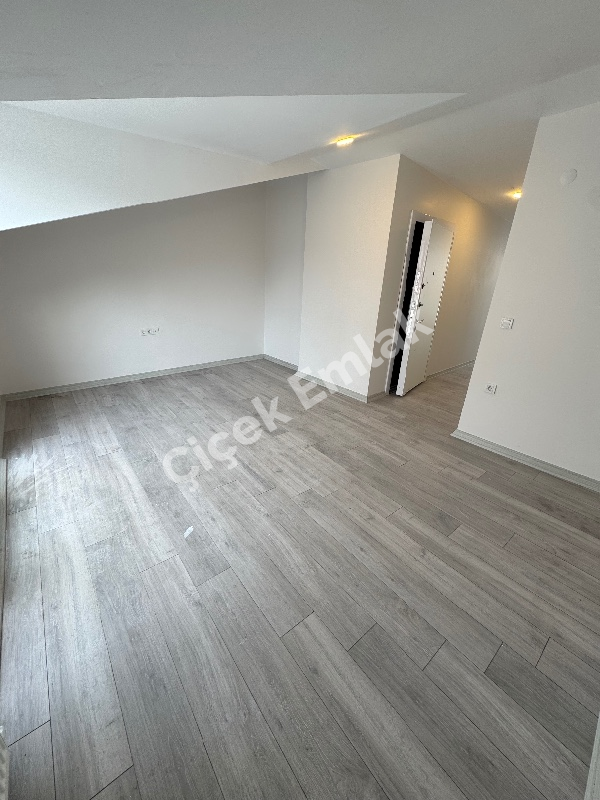 Yeşilpınar Metro'ya Yakın 4+1 Sıfır Satılık Dubleks