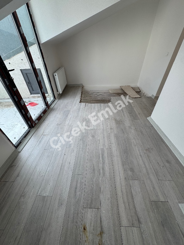 Yeşilpınar Metro'ya Yakın 4+1 Sıfır Satılık Dubleks