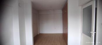 Antre Emlak'tan Kiralık Bahçelievler'de Hastane Yanı Cadde Üstü Doğalgazlı 2+1 Daire