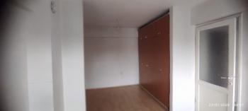 Antre Emlak'tan Kiralık Bahçelievler'de Hastane Yanı Cadde Üstü Doğalgazlı 2+1 Daire