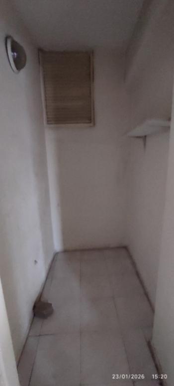 Antre Emlak'tan Kiralık Bahçelievler'de Hastane Yanı Cadde Üstü Doğalgazlı 2+1 Daire