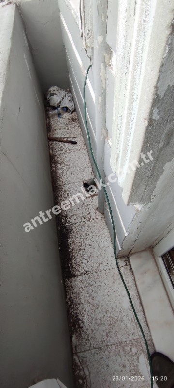 Antre Emlak'tan Kiralık Bahçelievler'de Hastane Yanı Cadde Üstü Doğalgazlı 2+1 Daire