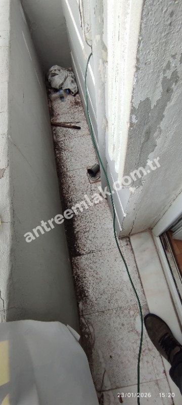 Antre Emlak'tan Kiralık Bahçelievler'de Hastane Yanı Cadde Üstü Doğalgazlı 2+1 Daire