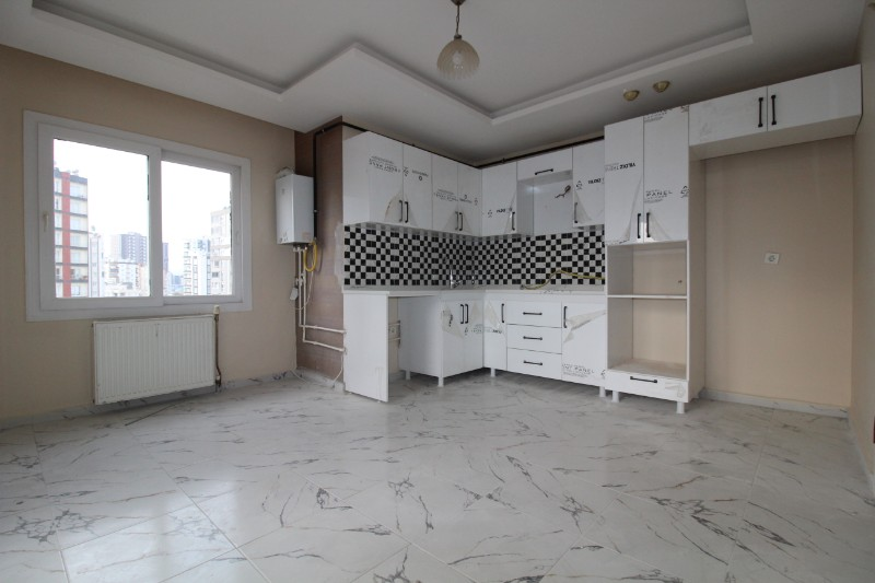 ASLAN'DAN KUYULUK YOLUNDA HAVUZLU SİTE İÇİ BAGIMSIZ 3+1