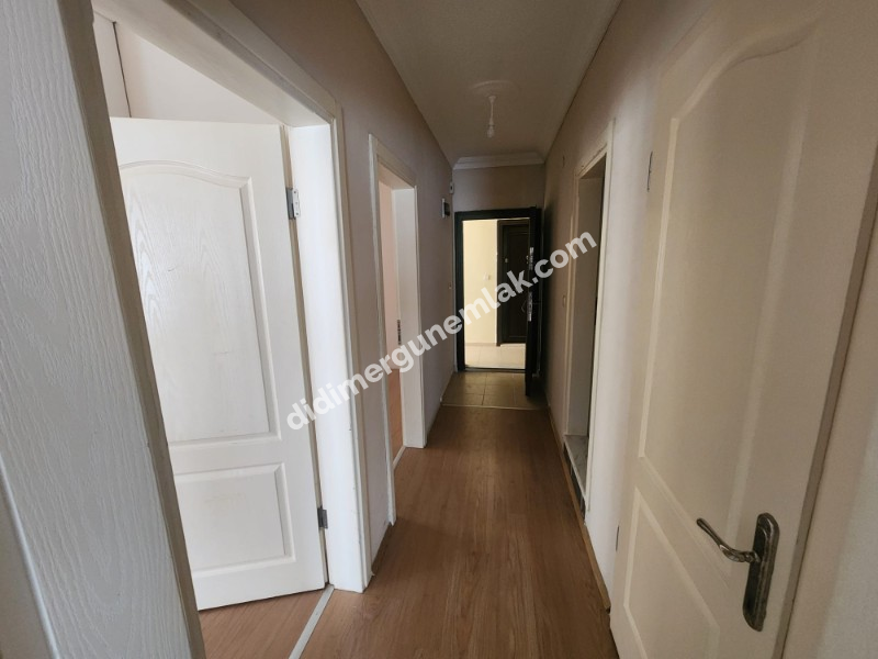 DİDİM CUMHURİYET MAHALLESİ’NDE MERKEZE YAKIN 2+1 SATILIK DAİRE FİYAT: 3.950.000 TL (Pazarlık Payı Vardır)