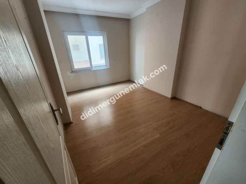 DİDİM CUMHURİYET MAHALLESİ’NDE MERKEZE YAKIN 2+1 SATILIK DAİRE FİYAT: 3.950.000 TL (Pazarlık Payı Vardır)