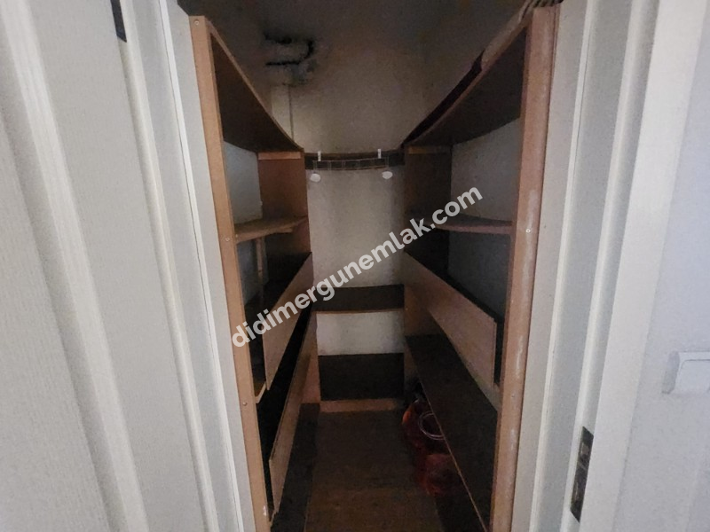 DİDİM CUMHURİYET MAHALLESİ’NDE MERKEZE YAKIN 2+1 SATILIK DAİRE FİYAT: 3.950.000 TL (Pazarlık Payı Vardır)