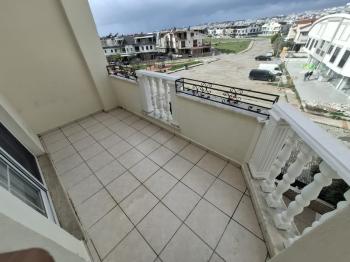 Efeler Mahallesi’nde Havuzlu Sitede Satılık 2+1 Dubleks