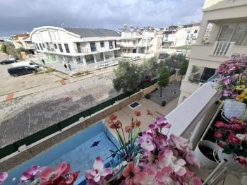 Efeler Mahallesi’nde Havuzlu Sitede Satılık 2+1 Dubleks