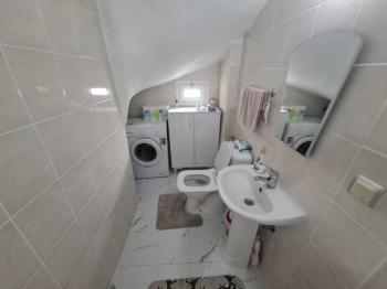 Efeler Mahallesi’nde Havuzlu Sitede Satılık 2+1 Dubleks