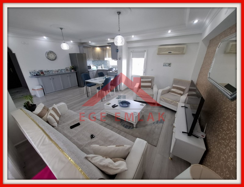 Efeler Mahallesi’nde Havuzlu Sitede Satılık 2+1 Dubleks