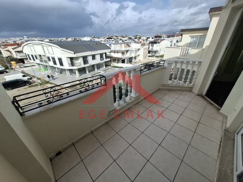 Efeler Mahallesi’nde Havuzlu Sitede Satılık 2+1 Dubleks