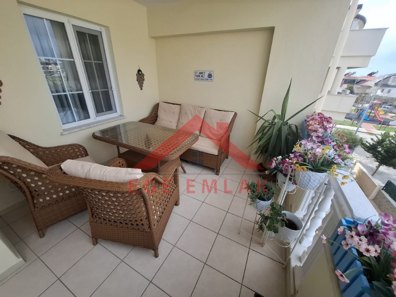 Efeler Mahallesi’nde Havuzlu Sitede Satılık 2+1 Dubleks