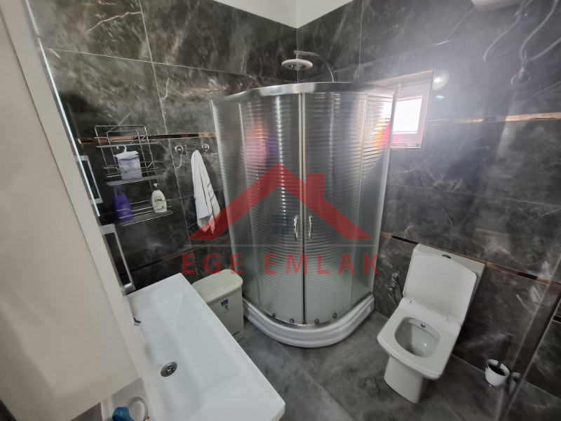 Efeler Mahallesi’nde Havuzlu Sitede Satılık 2+1 Dubleks