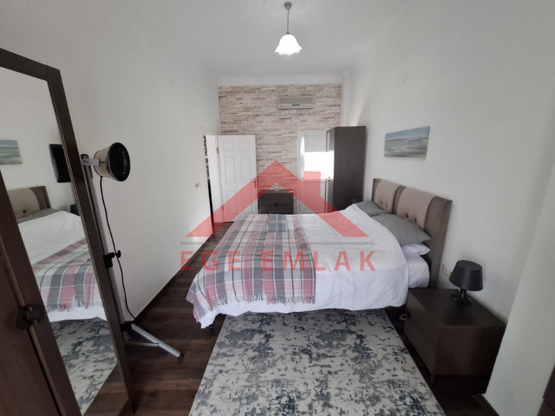 Efeler Mahallesi’nde Havuzlu Sitede Satılık 2+1 Dubleks