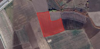 GÜVENAY - ÇORUM KADIKIRI KÖYÜ ANKARA - ÇORUM YOLU İSTİKAMETİ SATILIK TARLA